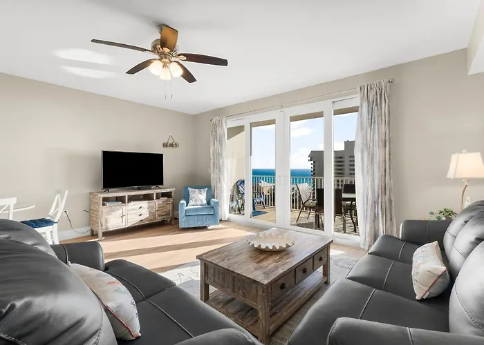 Laketown Wharf 713- Our Lil Sea-Cret