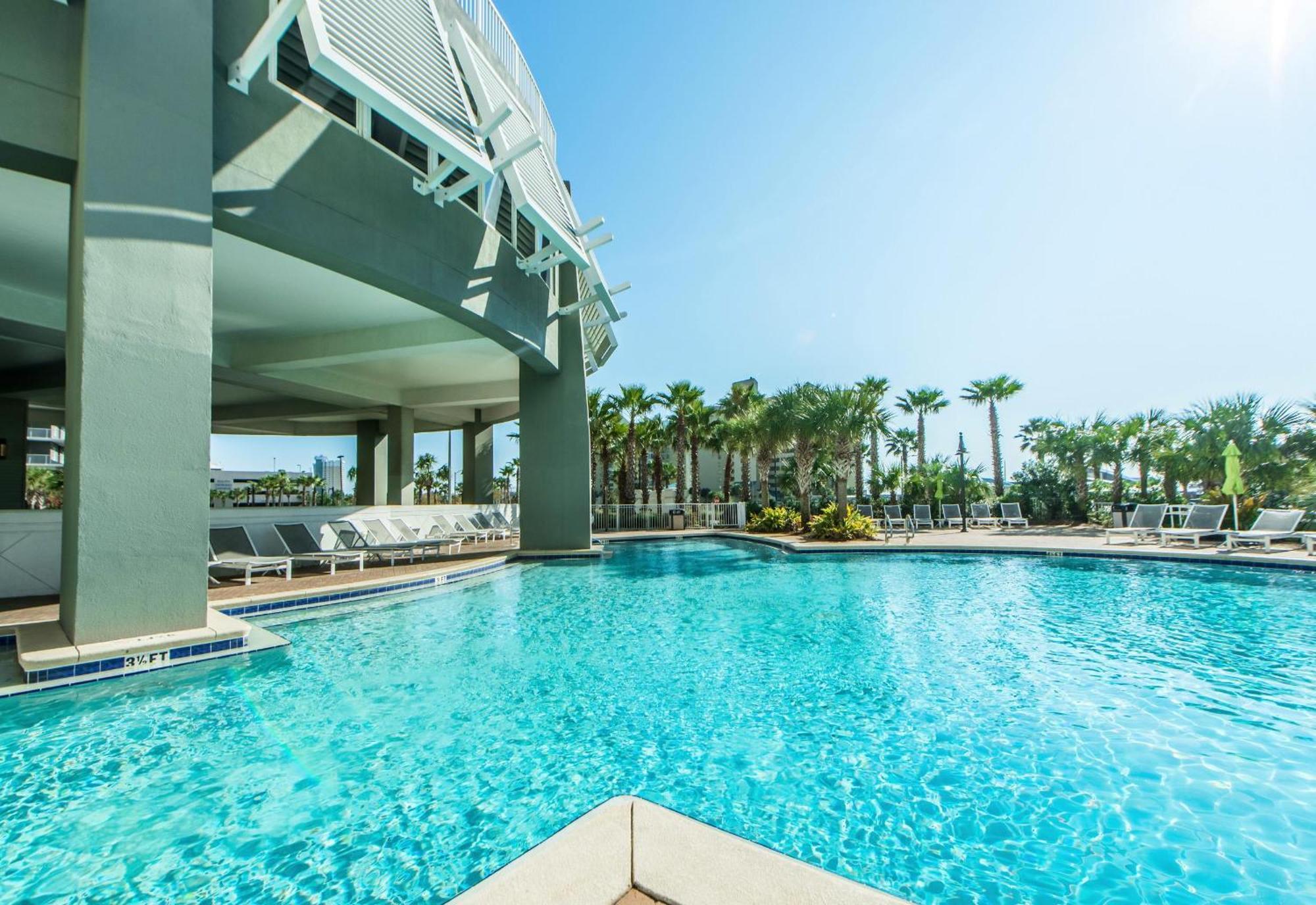 Laketown Wharf 713- Our Lil Sea-cret Holiday home Panama City Beach