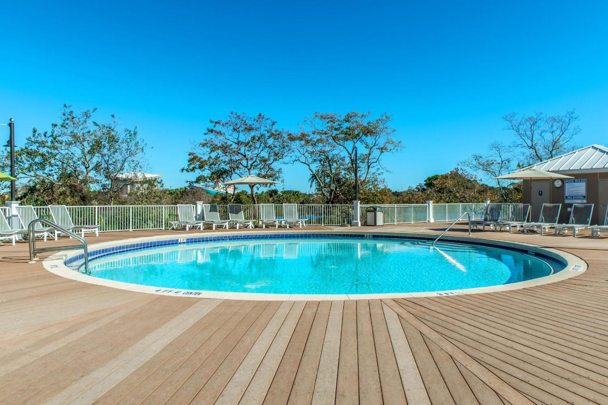 Holiday home Laketown Wharf 713- Our Lil Sea-cret